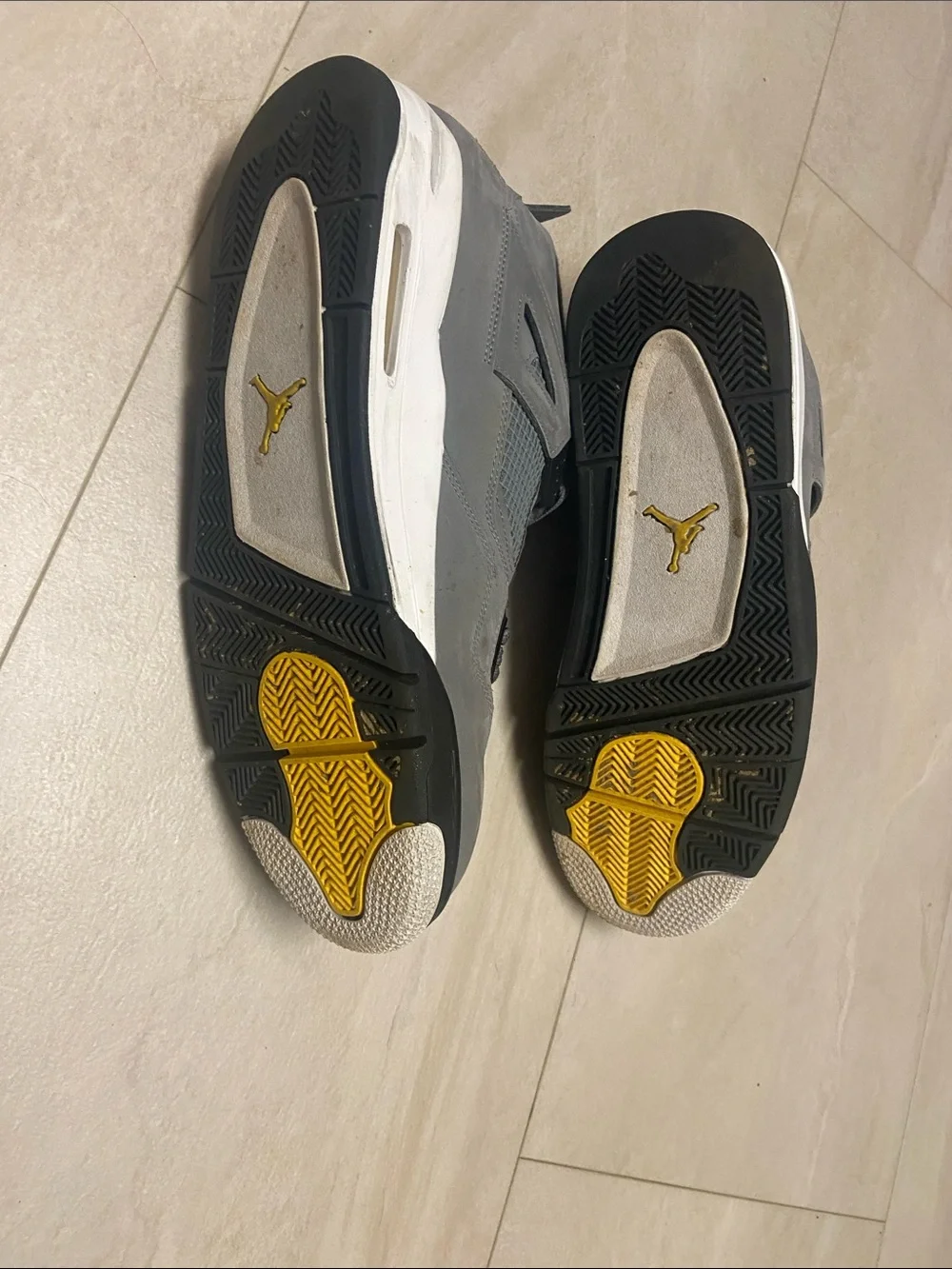 Jordan 4 Retro Cool Grey
